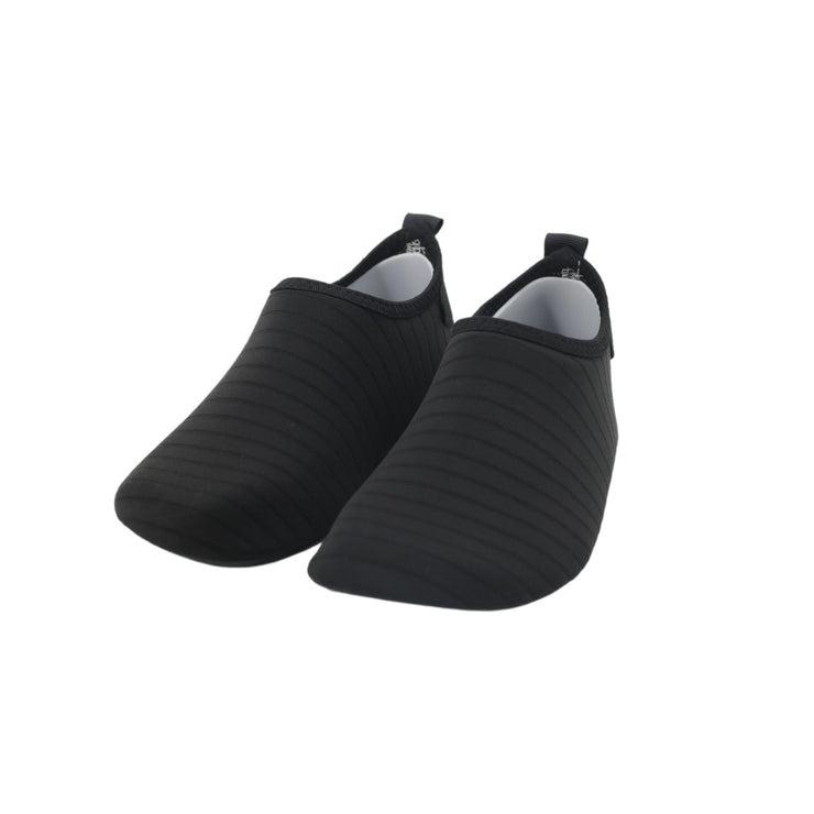 Black Single Colour Quick-Dry Shoes at KAALFÖÖT | Soft Non-Slip Fabric ...